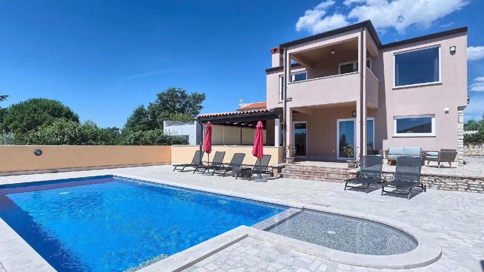 Holiday home Ferienhaus Mit Privatpool Fuer 8 Personen Ca 157 Qm In Peruski, Istrien Bucht Von Rasa