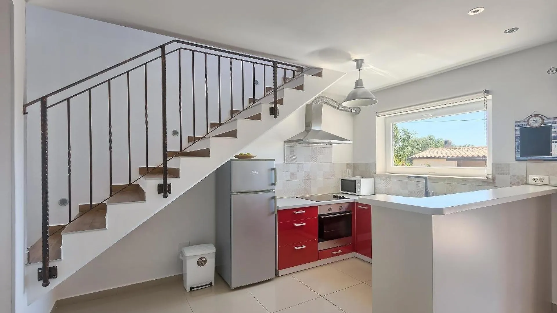 Ferienhaus Mit Privatpool Fuer 8 Personen Ca 157 Qm In Peruski, Istrien Bucht Von Rasa Peruski